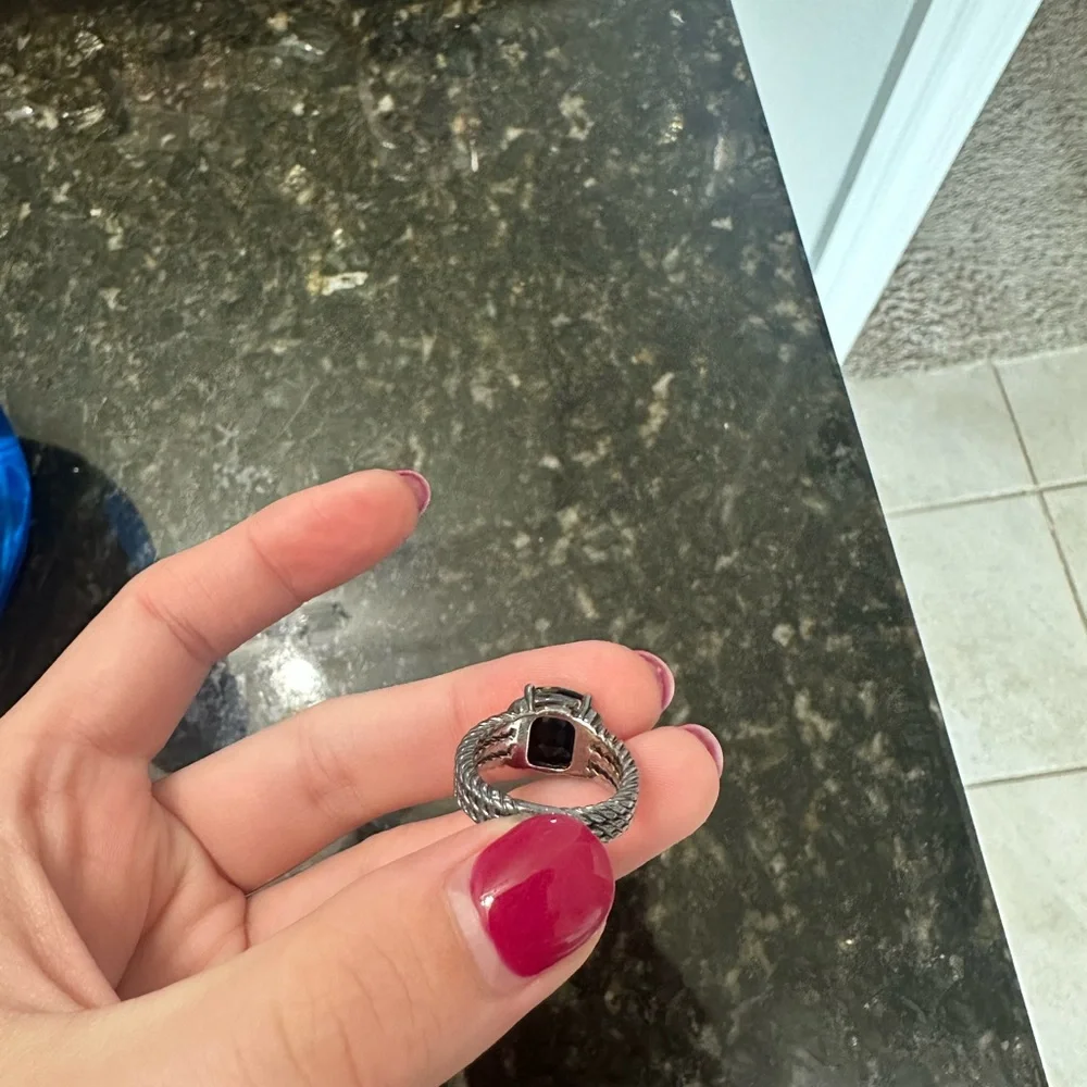 David Yurman Petite Wheaton Ring - Picture 5 of 6